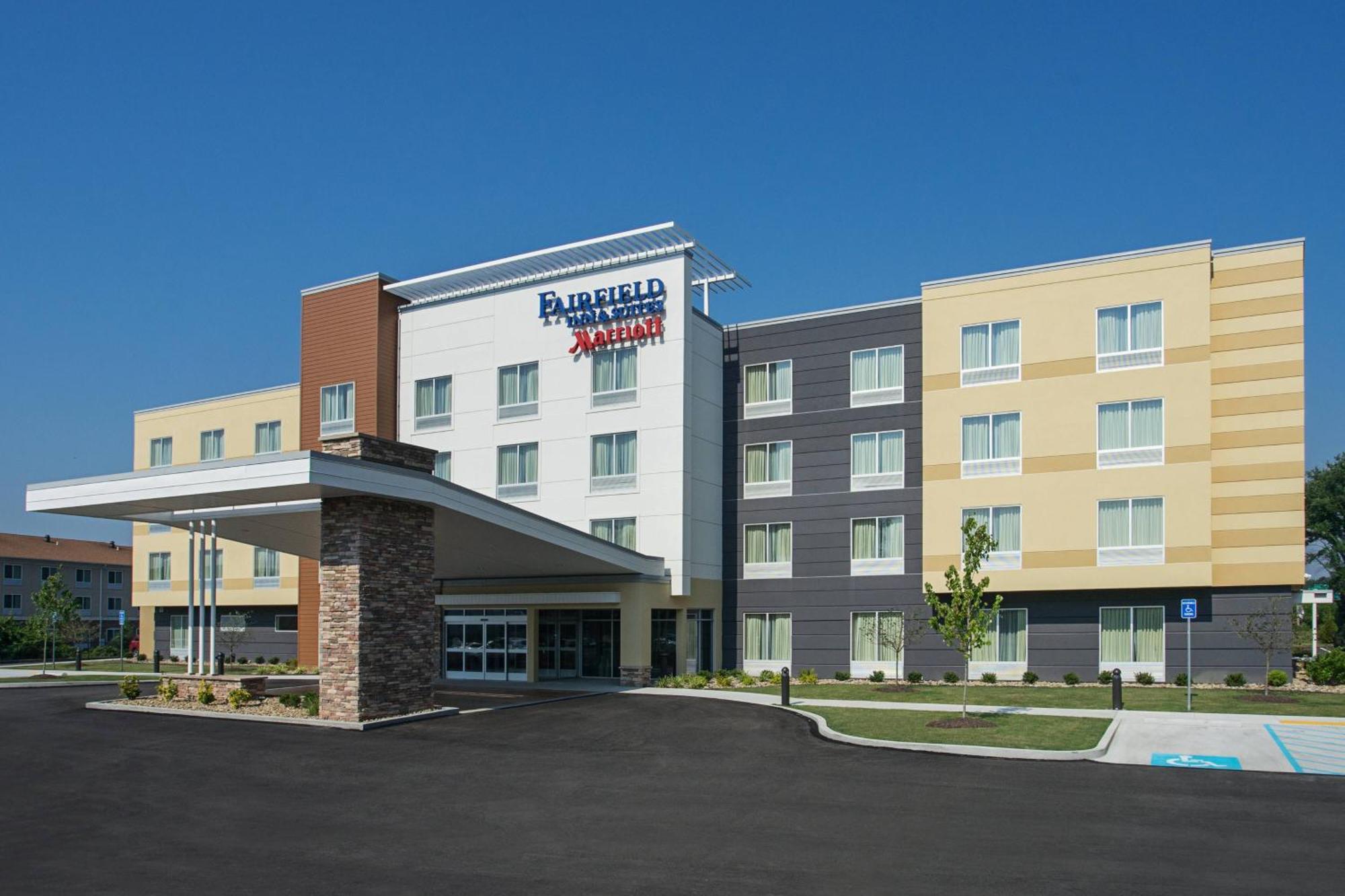Fairfield Inn & Suites By Marriott Belle Vernon Eksteriør billede